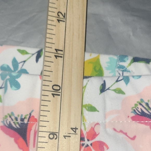 White W Colorful Floral Print Capri Stretchy Jeggings Whimsical Garden Fairy - Picture 8 of 10